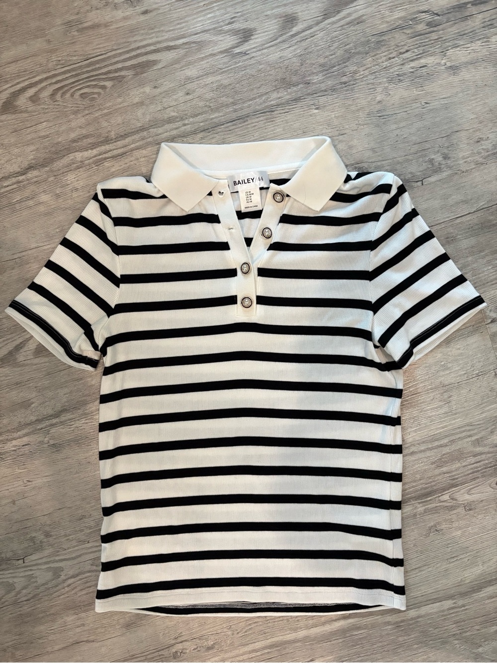 Bailey 44 Women’s Size M Black and White Striped Polo